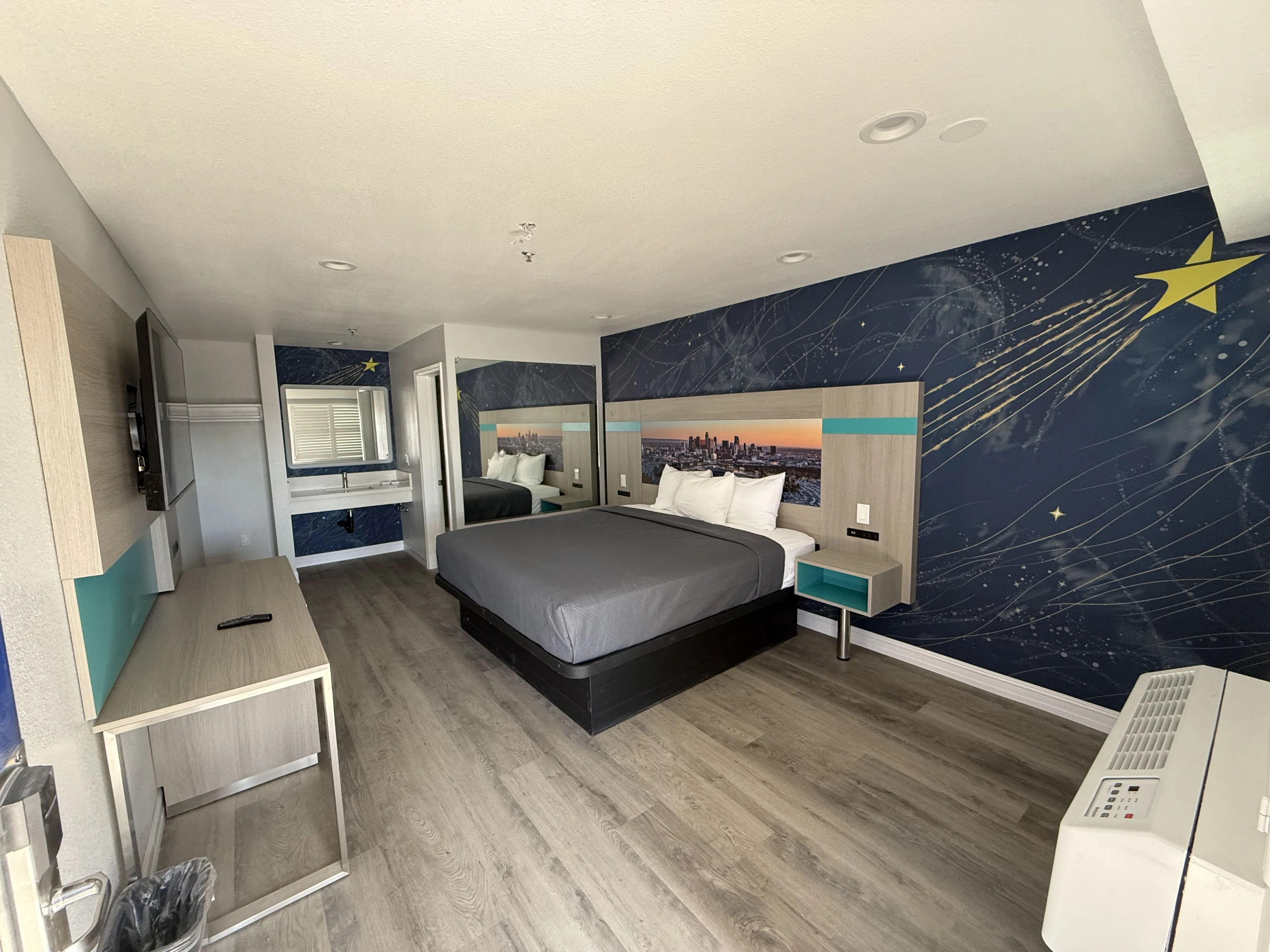 Double Bed Room - Image 2