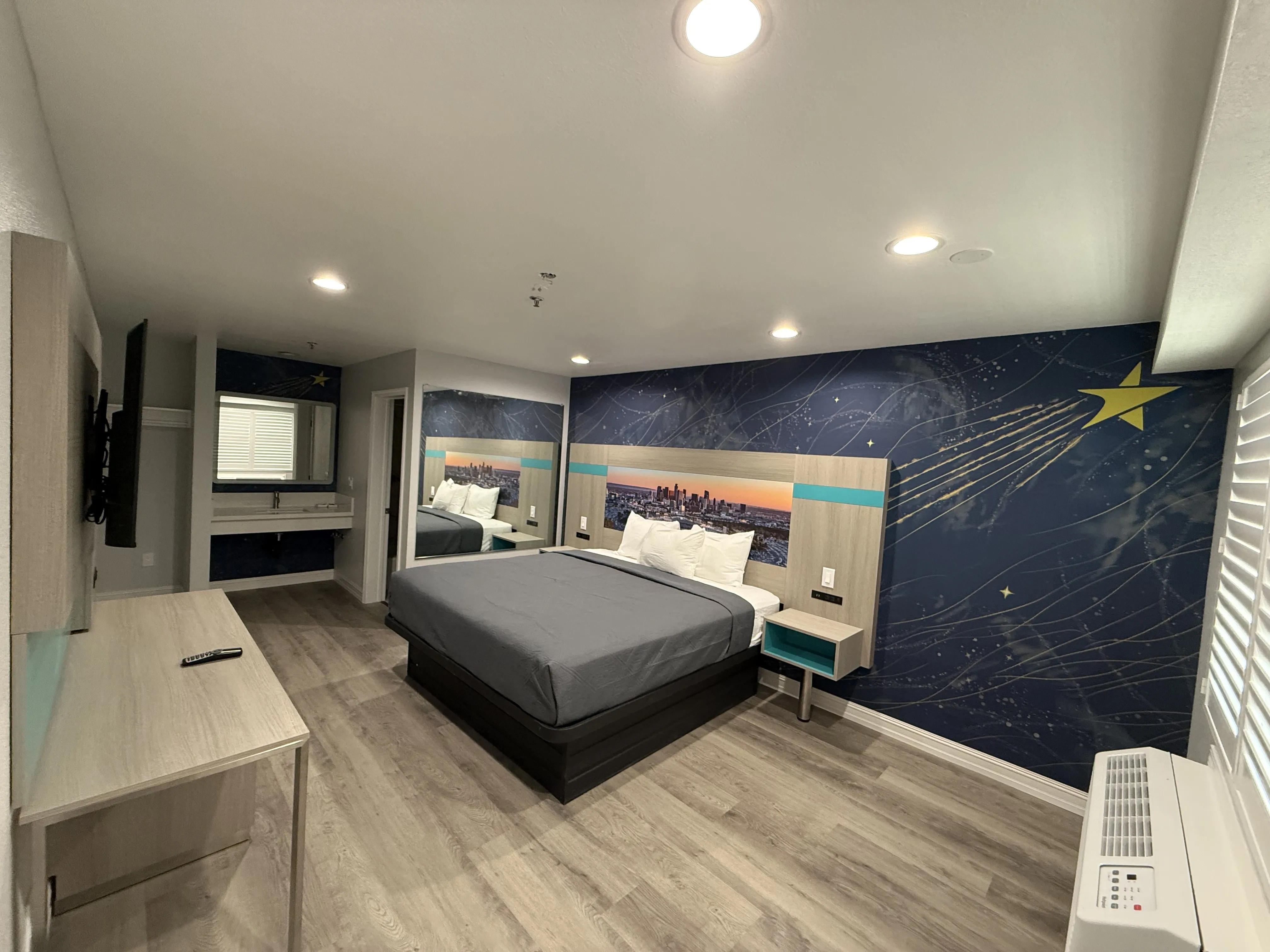 Double Bed Room - Image 3